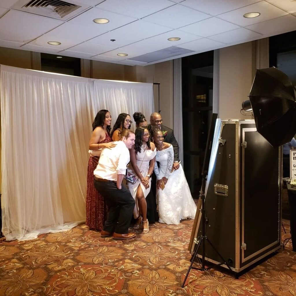 Mirror Booth - Add a Touch of Magic to Your Event