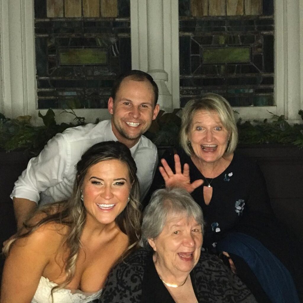 Roaming Photo Booth - Capture the Moment Anywhere, Anytime!