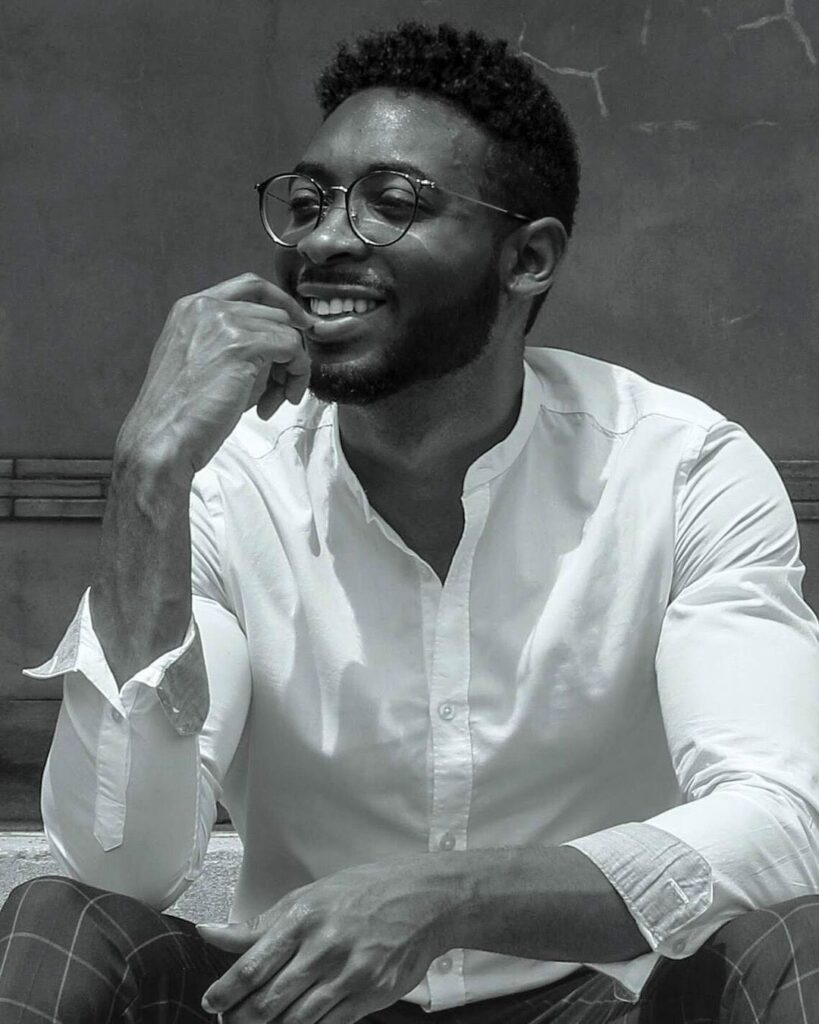 Capturing Authentic Moments and Emotions: Celebrate Life's Precious Moments with a Passionate Lifestyle Portrait Photographer