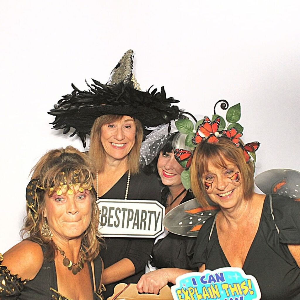 Mirror Booth - Add a Touch of Magic to Your Event