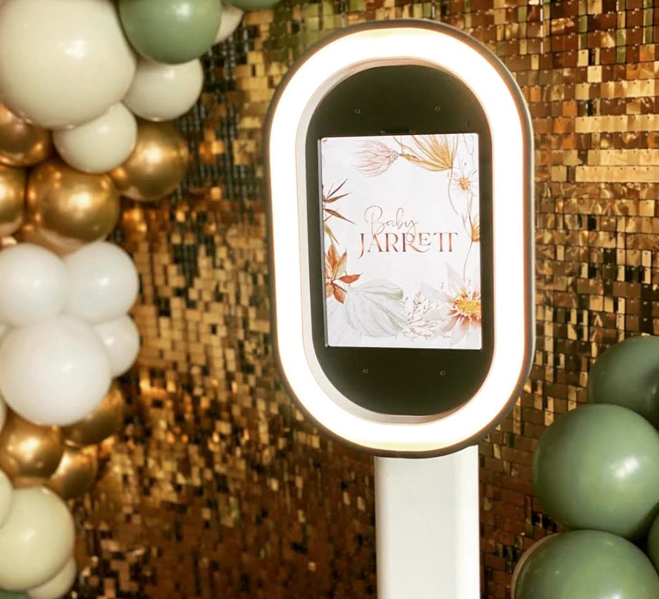Digital Photobooth Rental for the Modern Soul! 🎉 Boomerangs, GIFs, Video & Photos to Bring the Party to Your Wedding, Quinceañera, or Event! 💗 Hablo Español.