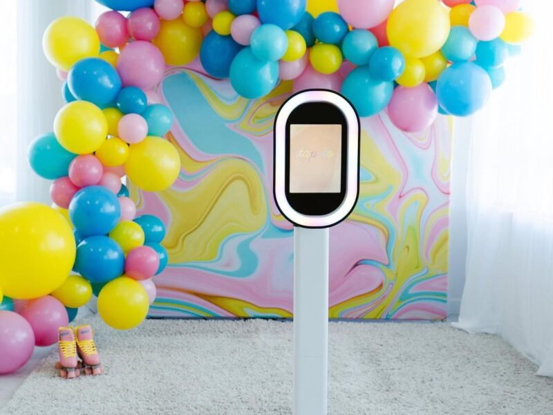Digital Photobooth Rental for the Modern Soul! 🎉 Boomerangs, GIFs, Video & Photos to Bring the Party to Your Wedding, Quinceañera, or Event! 💗 Hablo Español.