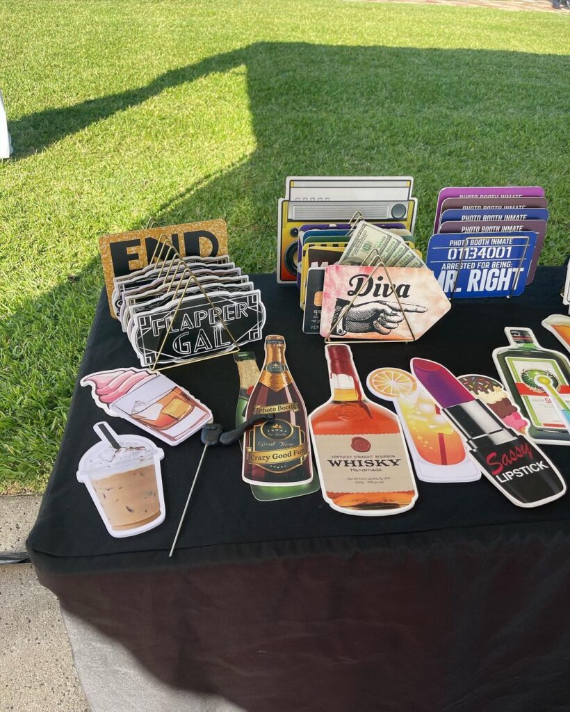 Get Ready to Strike a Pose with Our Interactive Mirror Photobooth! Leave Your Mark on Every Shot with Customizable Features and Fun Filters.