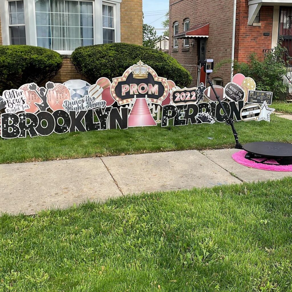 360 Photobooth Fun, Anywhere You Go! Book Us Now for Your Chicagoland Event and Beyond!