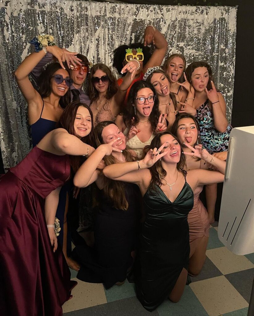 Customizable Digital Photo Booth Rental with Unlimited High-Quality Prints! Perfect for Any Occasion and Event!