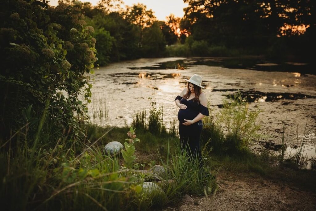 WE DON'T REMEMBER DAYS, WE REMEMBER MOMENTS