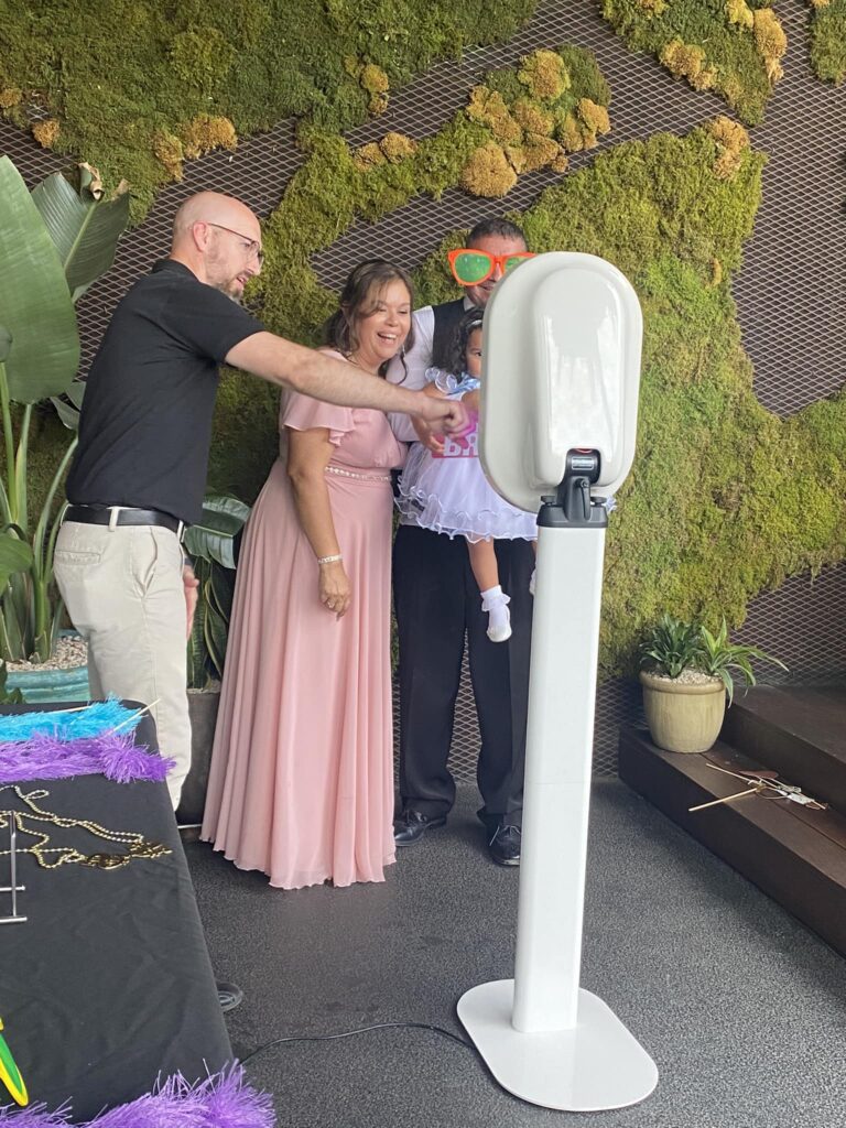 "Capture the Fun with Our 5-Star Photo Booth Service in Austin, Kyle, Buda, and San Marcos!"