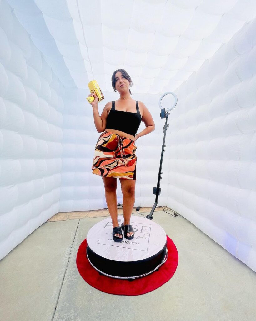 360 Photo Booth - The Ultimate Slow-Motion Video Experience for Your Event!