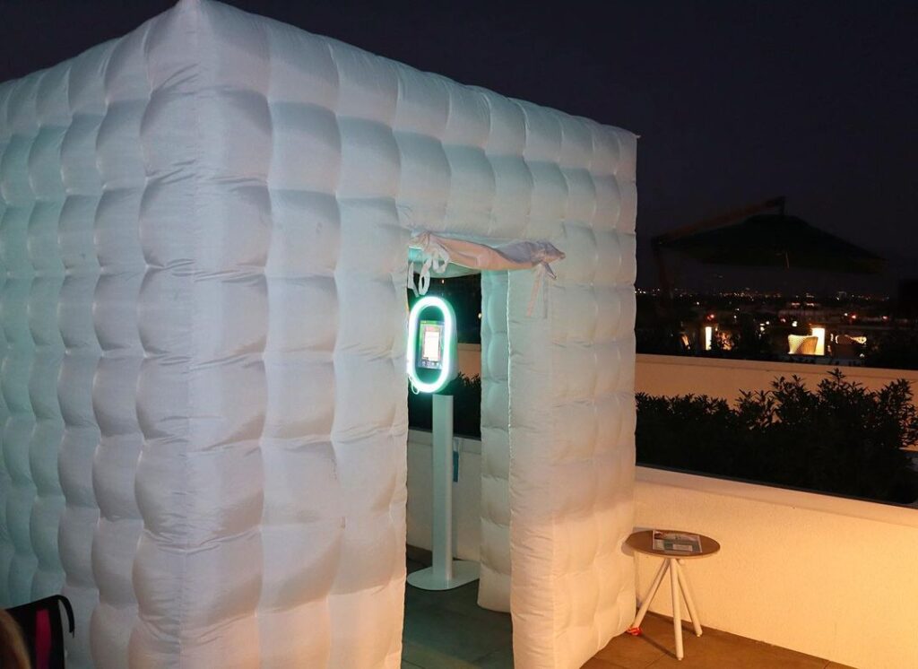 Strike a Pose: Unforgettable Memories with our Digital Photobooth