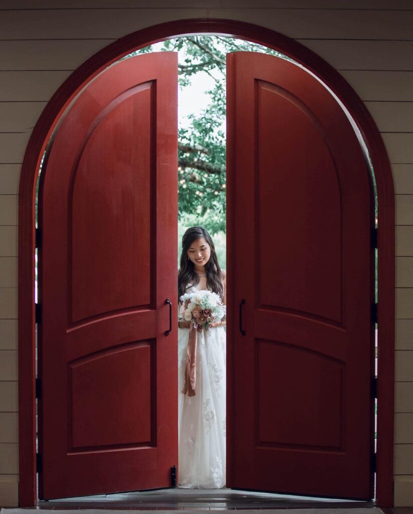 Natural Light Wedding Photographer - Capturing Your Special Day with Warm and Airy Style