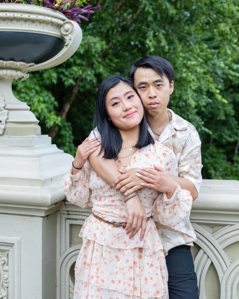 Capturing Life's Fleeting Moments: A Passionate Lifestyle Photographer with a Love for Travel and History