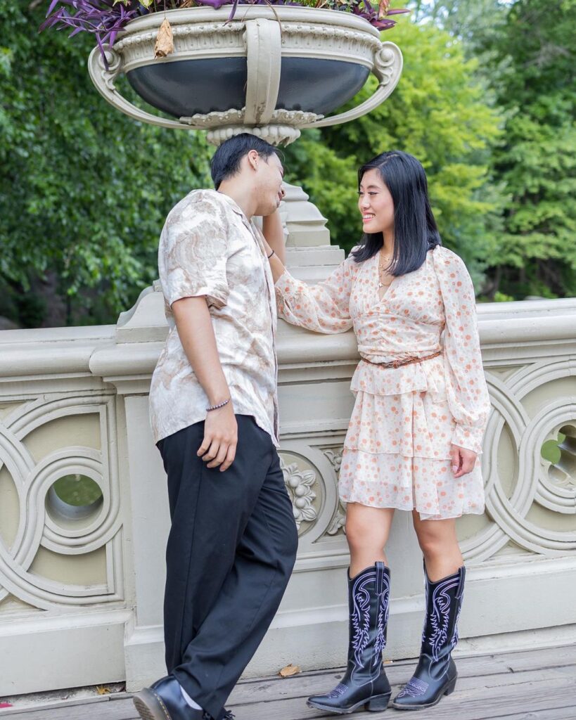 Capturing Life's Fleeting Moments: A Passionate Lifestyle Photographer with a Love for Travel and History