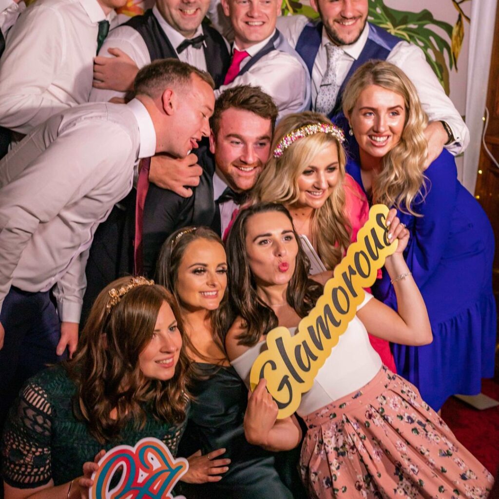 Mirror Me Perfect Selfie Photobooth: Your Ultimate Photobooth Experience