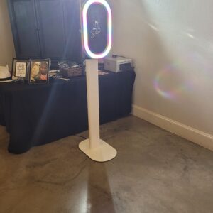 Capture and Share the Fun at Your Event with Our Digital Photo Booth: Photos, GIFs, Boomerangs, Videos, and Instant Sharing Options!