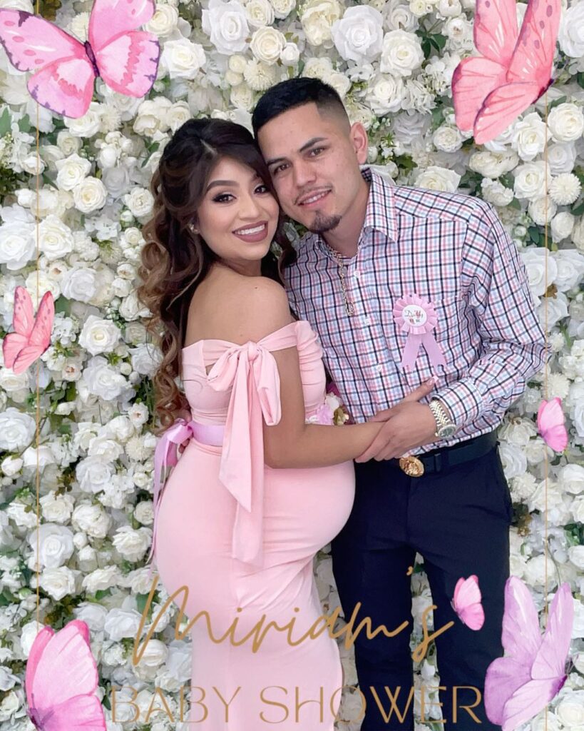 Strike a pose with Houston's trendiest digital photo booth! 📸 Perfect for weddings, birthdays, corporate events and more, our booth offers boomerangs, GIFs, pics and a whole lot of fun.