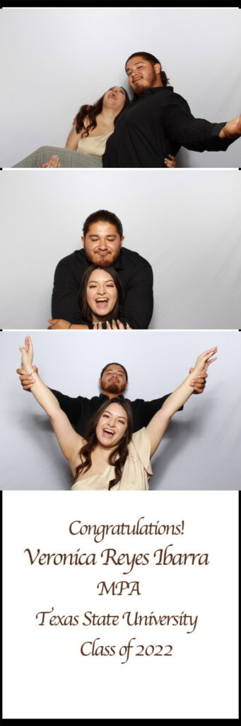 State of the Art Photo Booth Technology for Unforgettable Events: Elegant Prints, Customizable Layouts, and MMS Sharing!