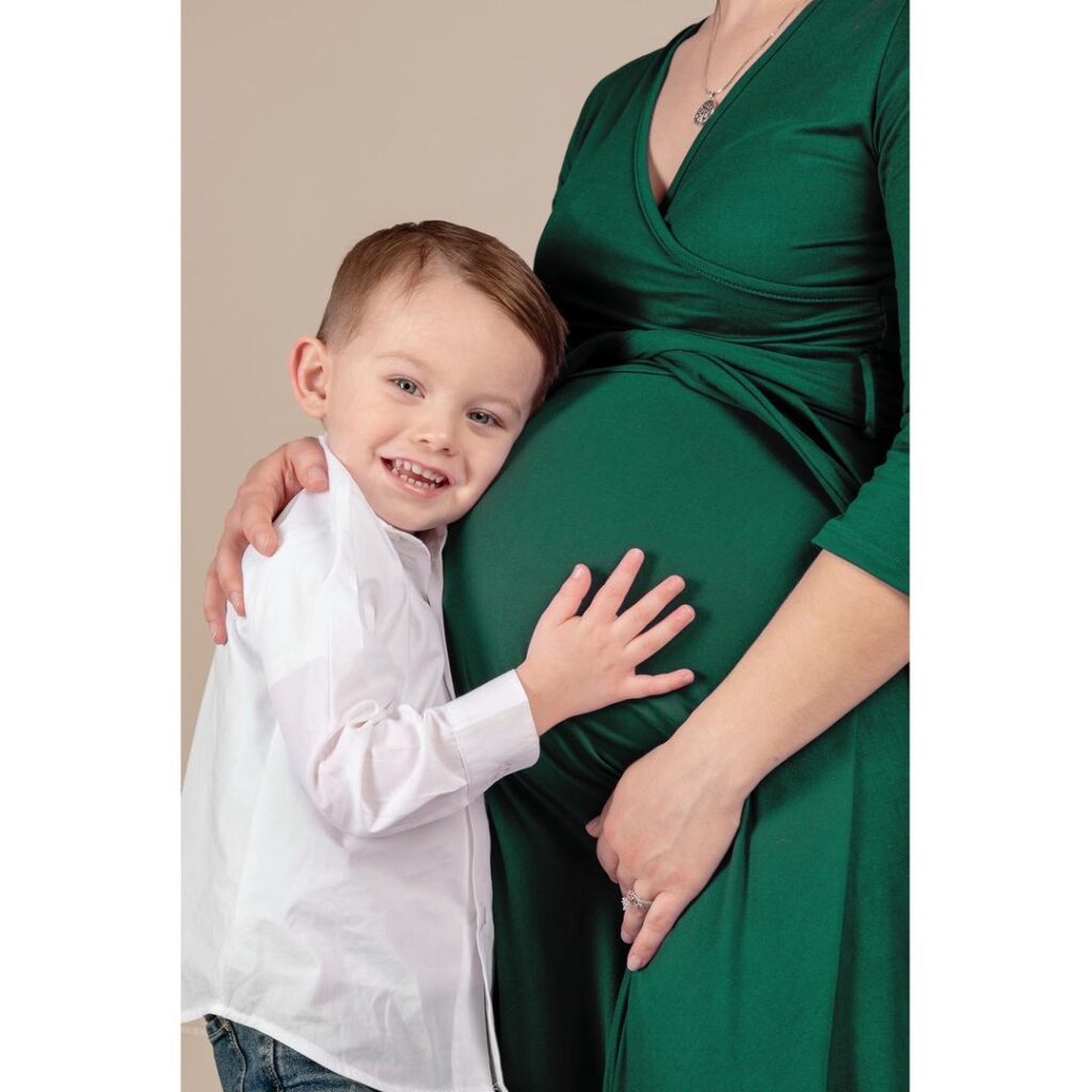 Capture the Beauty and Strength of Your Maternity Journey: Expert Photography in Westchester