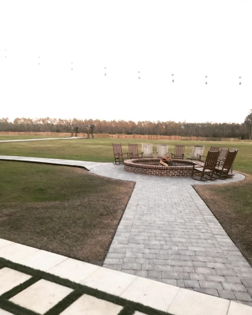 Guaranteed Fun: Our Open-Air Photo Booth Rental with Studio Quality Prints, Props, and Attendant. Perfect for Weddings, Quinceañeras, and Events! Book Now for Unforgettable Memories!