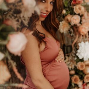 Capturing the Beauty of Motherhood: Maternity Portrait Sessions for Timeless Memories