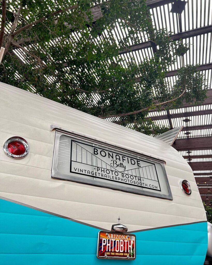 ✨1956 “Canned Ham” Vintage Trailer ✨Serving all of Arizona ✨Hire Us for Any Event