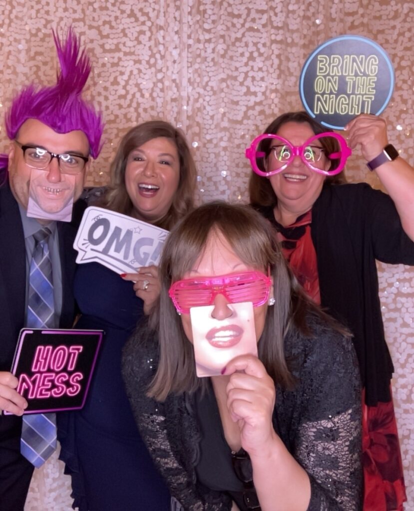 Capture the Fun: Digital Photo Booth Rentals for Unforgettable Memories! 📸
