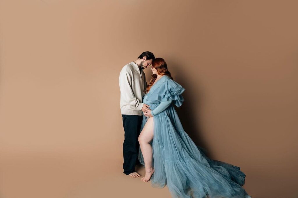 MATERNITY IN-STUDIO! 🤍Memories for Mothers in NEO Ohio - Fine-Art Experience -