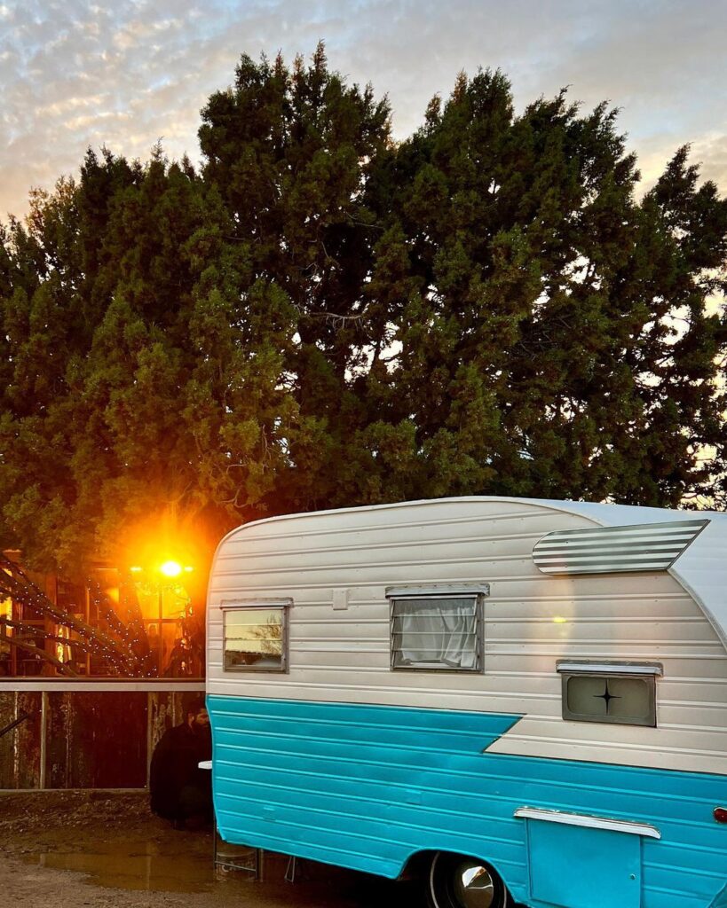 ✨1956 “Canned Ham” Vintage Trailer ✨Serving all of Arizona ✨Hire Us for Any Event