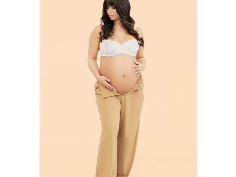 Capture the Beauty and Strength of Your Maternity Journey: Expert Photography in Westchester