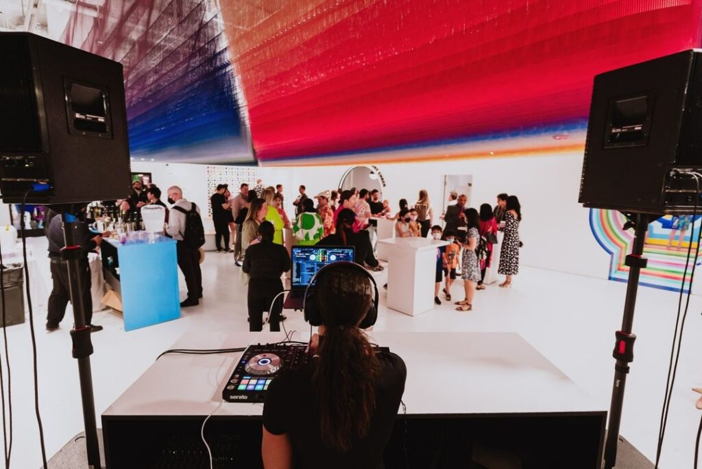 Comprehensive Coverage for Corporate Events: Conferences, Trade Shows, Activations, Parties & More - Capturing Every Detail for Your Brand, Sponsors & Attendees