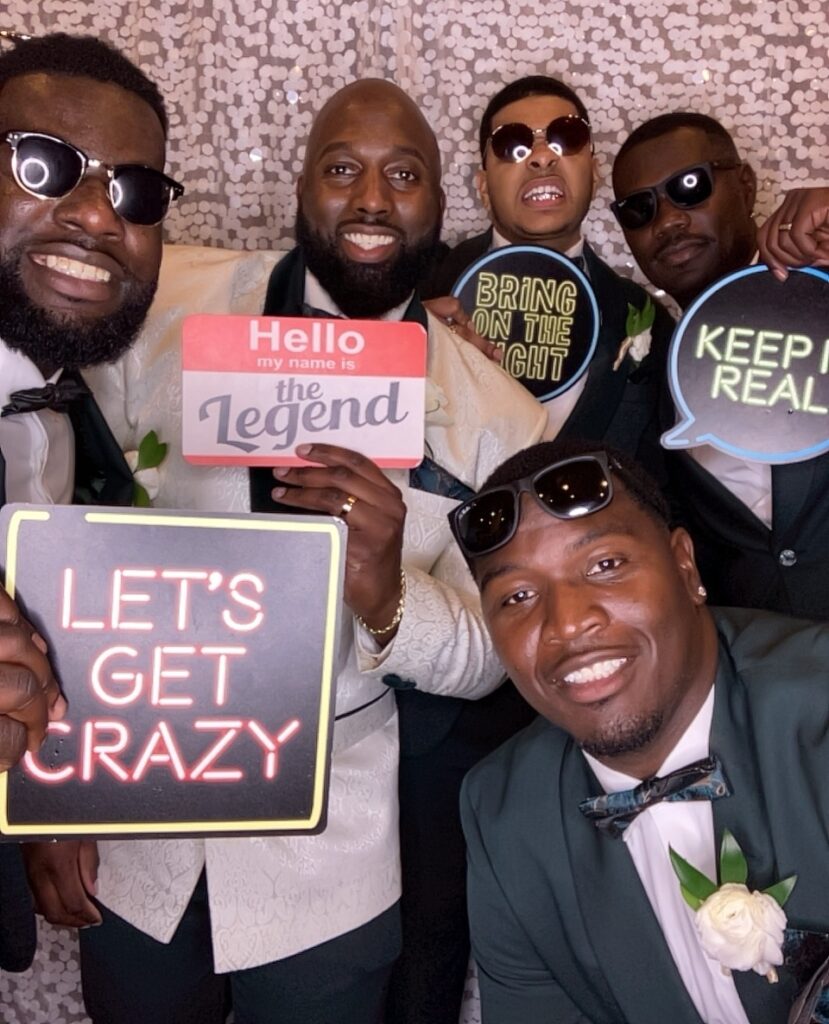 Capture the Fun: Digital Photo Booth Rentals for Unforgettable Memories! 📸