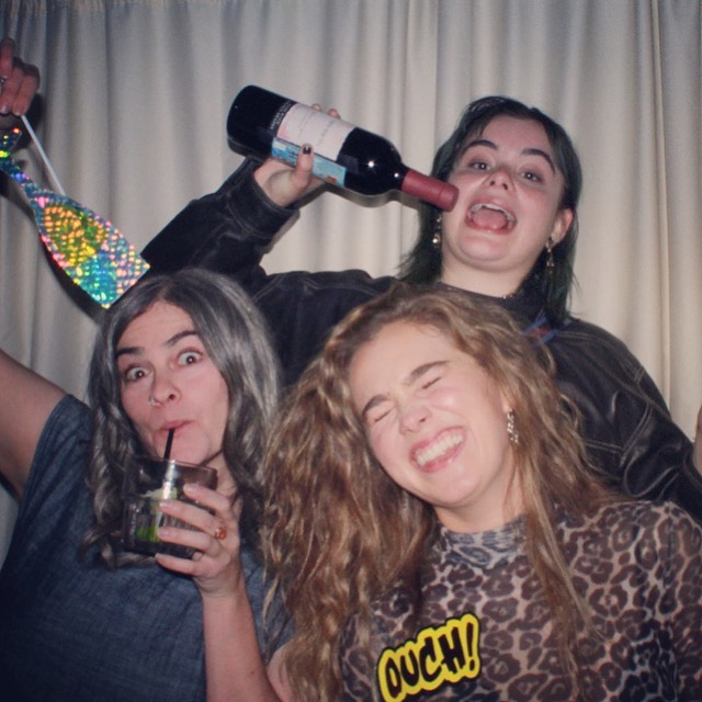 Coolest Interactive 65’’ Mirror PhotoBooth Rental. Step into a World of Fun and Create Lasting Memories with Magic Mirror Photobooth Rental!