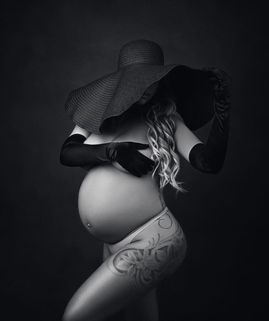 Embrace the Beauty of Pregnancy with Fine Art Maternity Photography: Capture Timeless Images of Your Journey