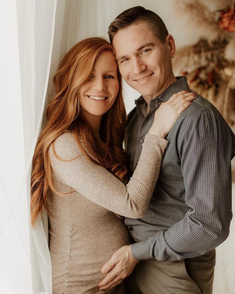 Capturing the Beauty of Motherhood: Maternity Portrait Sessions for Timeless Memories