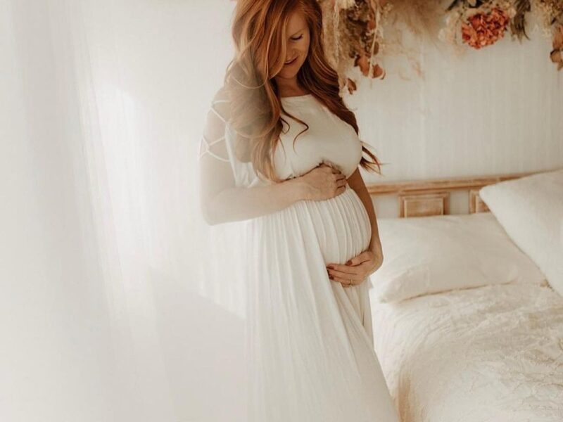 Capturing the Beauty of Motherhood: Maternity Portrait Sessions for Timeless Memories