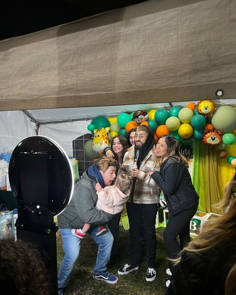 Ultimate Digital Photobooth Rental - Book Now for Unforgettable Memories! Serving Southern California