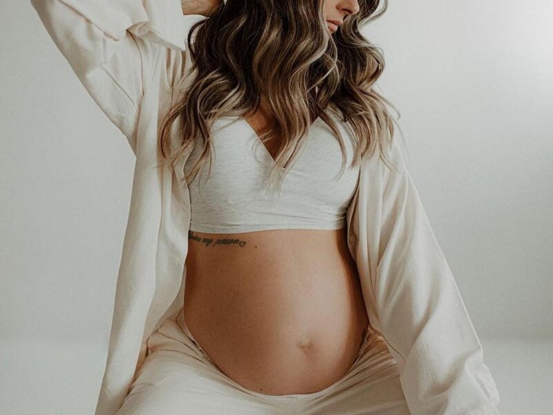 Capturing the Beauty of Motherhood: Maternity Portrait Sessions for Timeless Memories