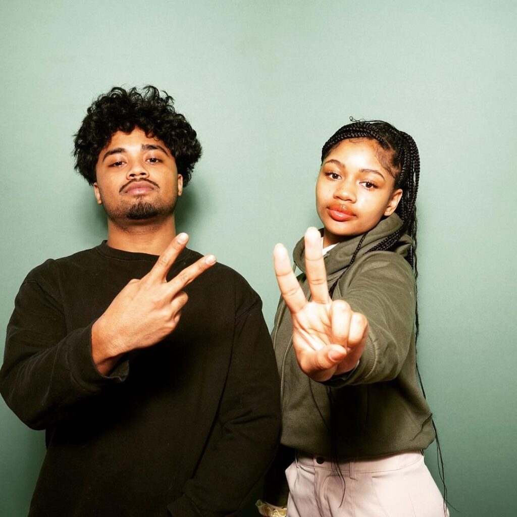 Step into Elegance: Digital Photobooth Handcrafted in Chicago for Your Perfect Event!