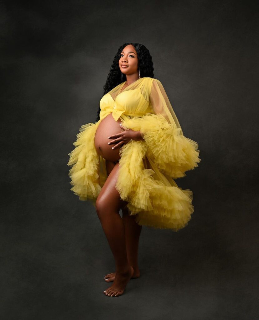 Embrace the Beauty of Pregnancy with Fine Art Maternity Photography: Capture Timeless Images of Your Journey
