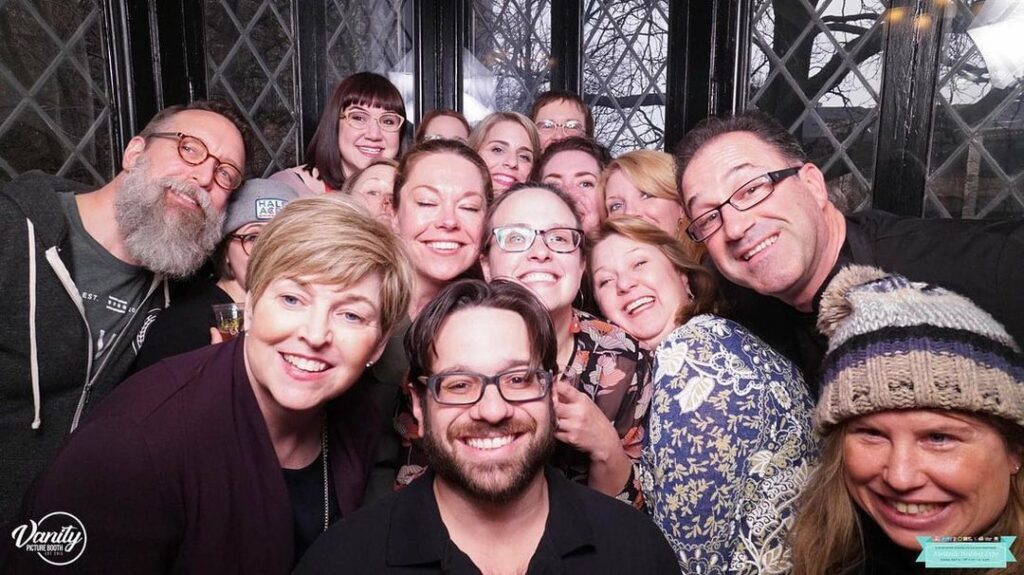 Step into Elegance: Digital Photobooth Handcrafted in Chicago for Your Perfect Event!