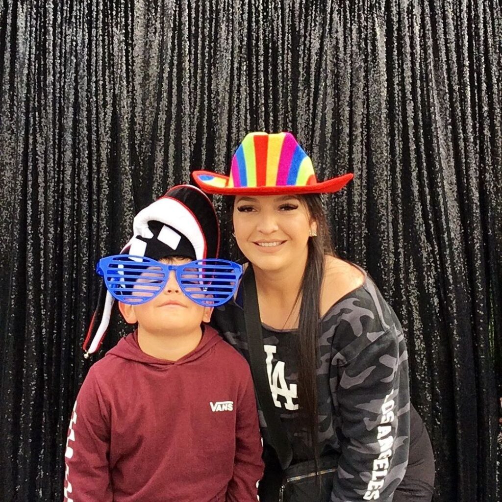 Picture Perfect Memories: Capture the Moment with Our State-of-the-Art Digital Photobooth