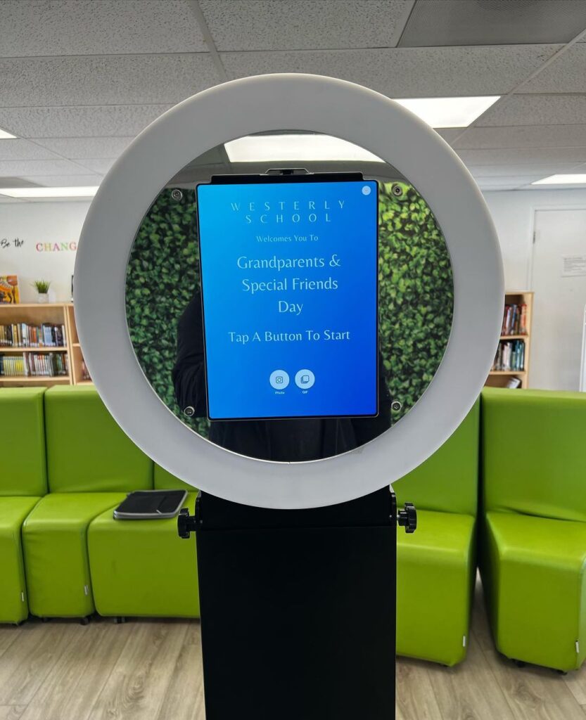 Ultimate Digital Photobooth Rental - Book Now for Unforgettable Memories! Serving Southern California