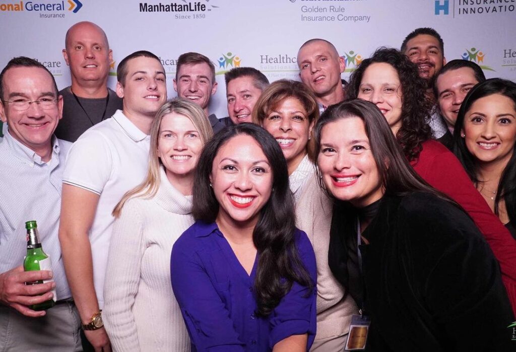 Step into Elegance: Digital Photobooth Handcrafted in Chicago for Your Perfect Event!