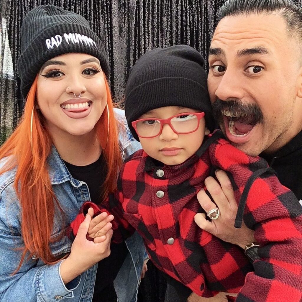 Picture Perfect Memories: Capture the Moment with Our State-of-the-Art Digital Photobooth