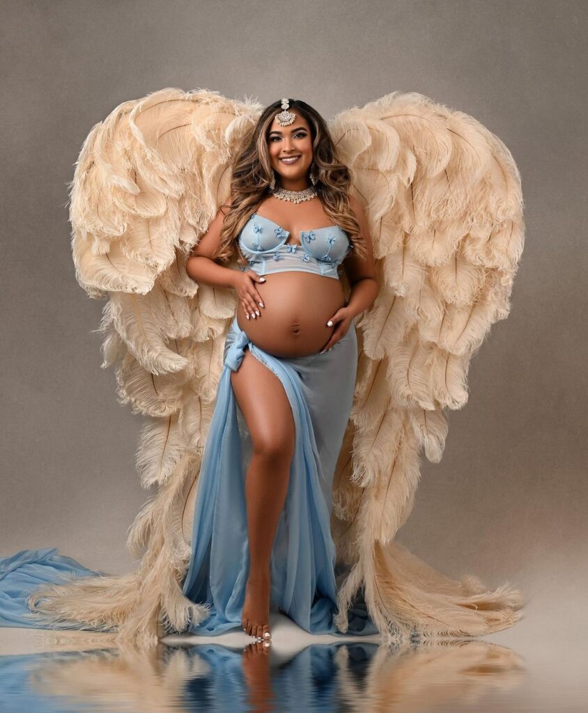 Embrace the Beauty of Pregnancy with Fine Art Maternity Photography: Capture Timeless Images of Your Journey