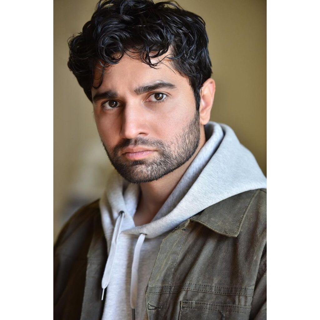 Showcase Your Unique Professional Persona with Personalized Headshot Photography by Expert Photographe