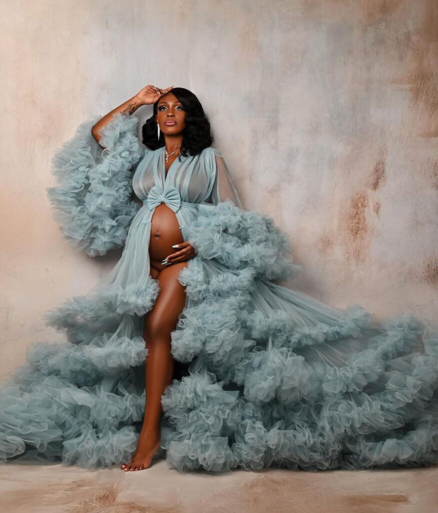 Embrace the Beauty of Pregnancy with Fine Art Maternity Photography: Capture Timeless Images of Your Journey