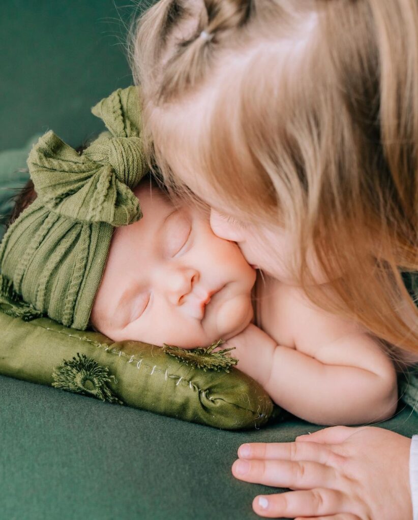 Oklahoma Newborn Photographer: Capturing the Joy of Your New Arrival