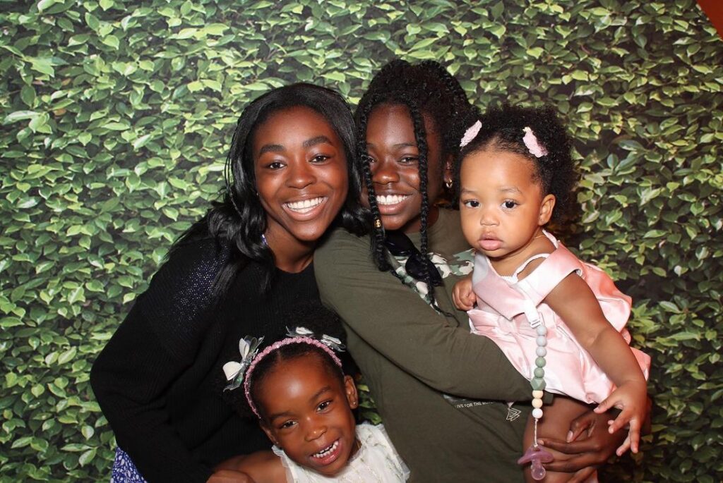 Make Your Event Memorable with Lumia DSLR Photobooth