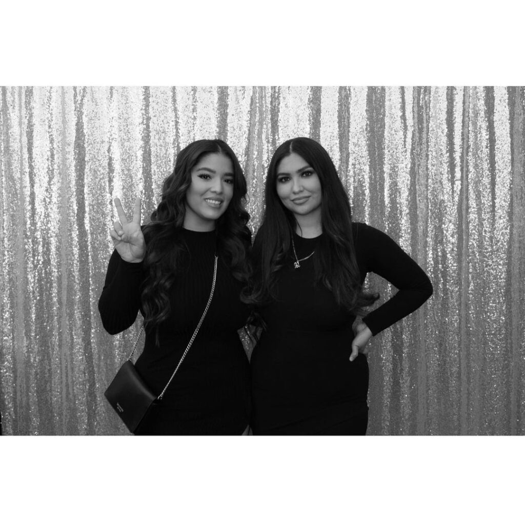 Creating Memories That Last a Lifetime: Rent Our Digital Photobooth for Your Baby Showers, Birthdays, Weddings, Sweet 15/16, Corporate Events, and More!