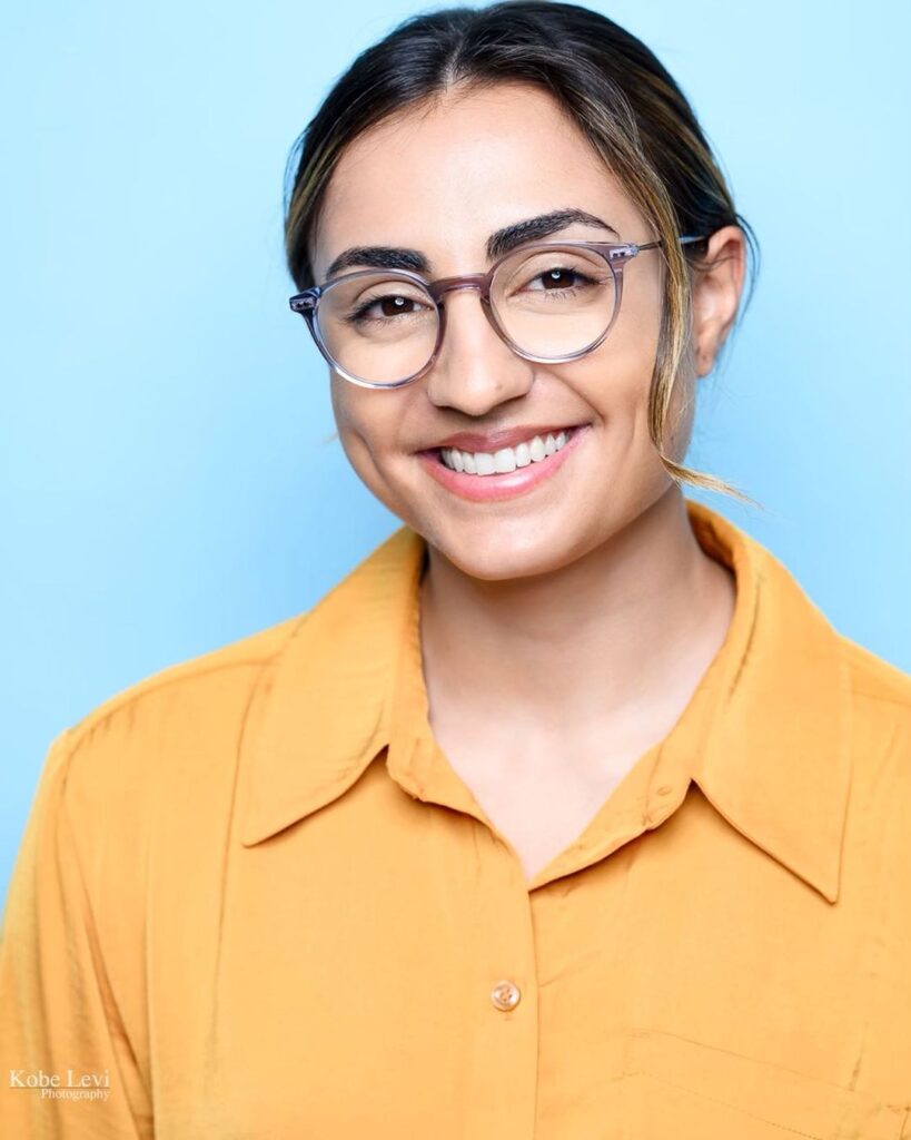 Experience Personalized and Safe Headshot Sessions at Our Contemporary Studio: Professional Backdrops, Wardrobe Racks, and Complimentary Snacks and Beverages Available